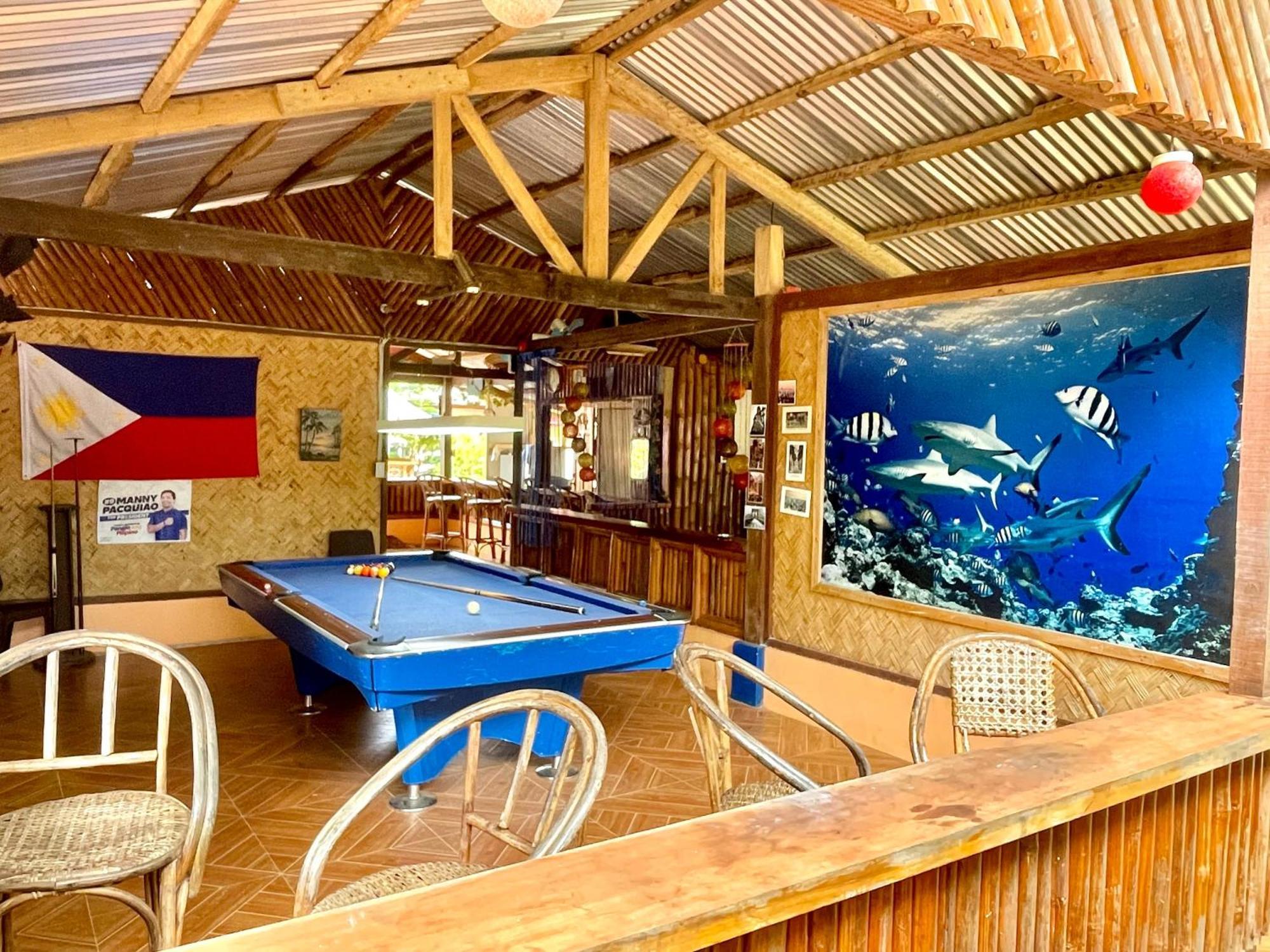 Blue Moon Guesthouse Puerto Princesa Esterno foto
